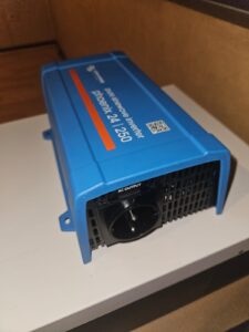 Inversor Off Grid 250VA 24V VICTRON Phoenix (Usado) - Imagen 2