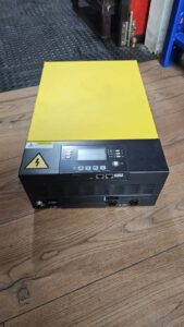 Inversor Cargador 6000W 48V Infinisolar VIII Twin (Showroom) - Imagen 2